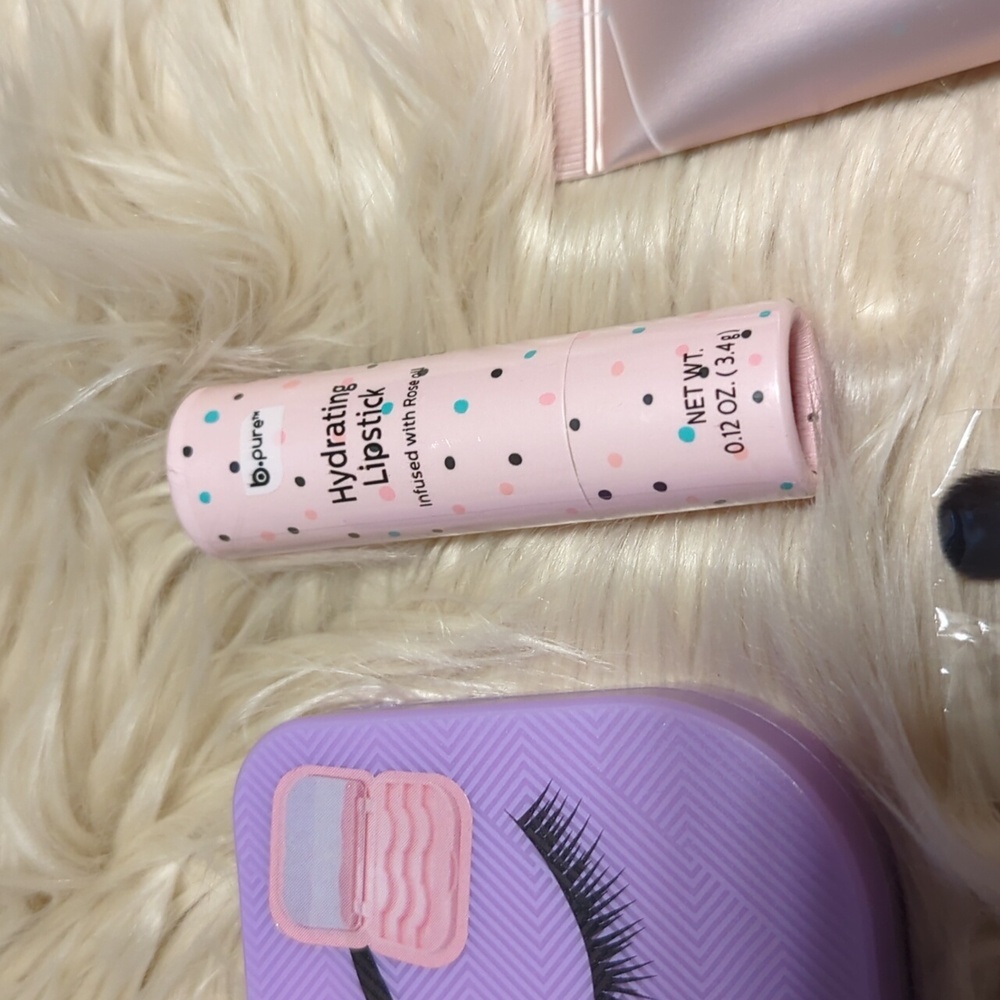 Makeup lot - Picture 7 of 7